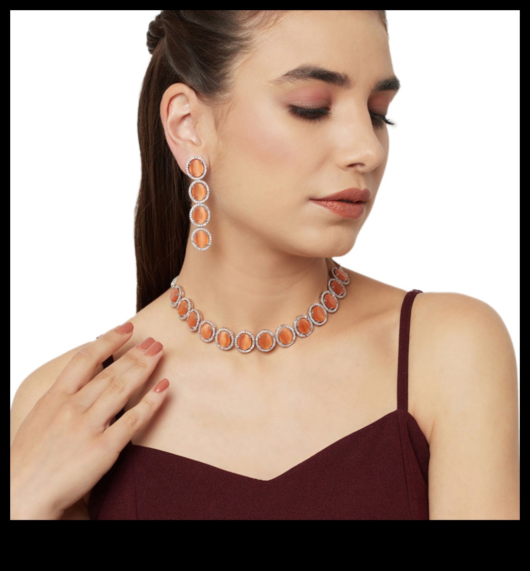 קישוטים מפוארים: מעטרים את צווארך ביצירות קולר מעוטרות