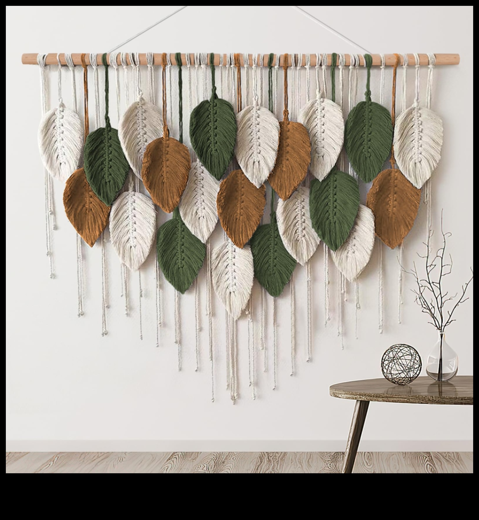 האם אתה יכול להמליץ ​​על דרכים להשתמש ב-Macrame בעיצוב בוהו מודרני לתוספת מרקם?