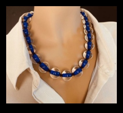 התקשט את עצמך באלגנטיות: כוחם של תכשיטי אופנה