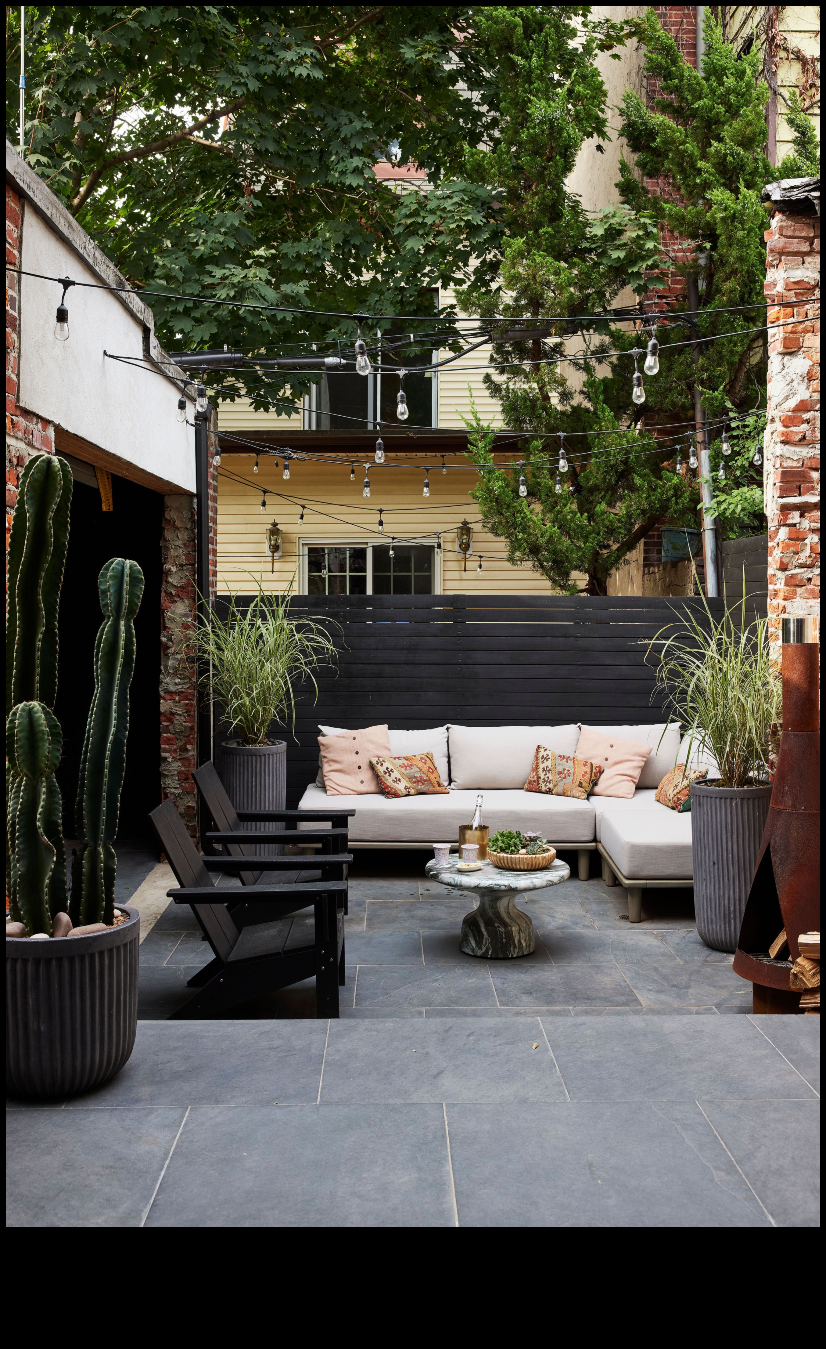 עיצוב גחמני בחצר האחורית לכיף בחוץ