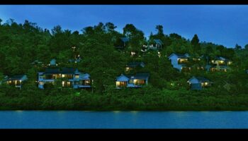 אואזיס מפואר: צלול לתוך יוקרה כסף