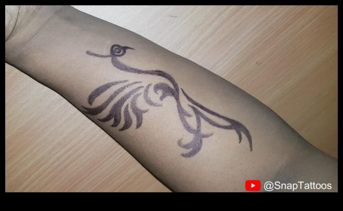 אלכימיה של דיו: הפיכת עור ליצירות מופת בצבעי מים