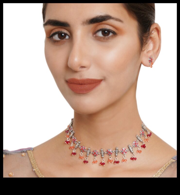 קישוטים מפוארים: מעטרים את צווארך ביצירות קולר מעוטרות